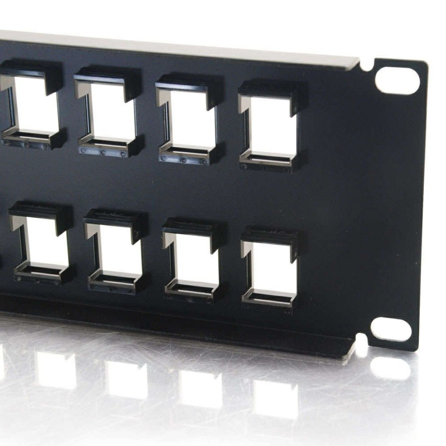 Cables to Go 32-Port Blank Keystone/Multimedia Patch Panel Hot